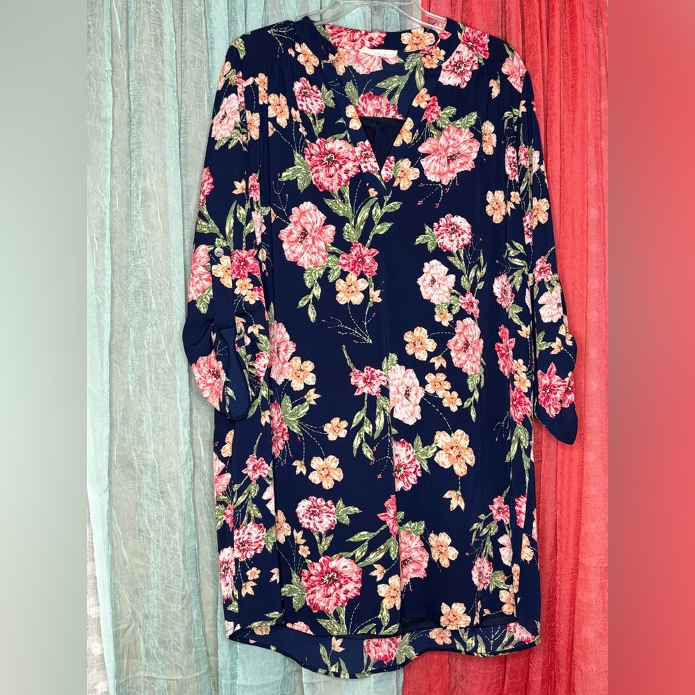 Entro Floral Navy Dress